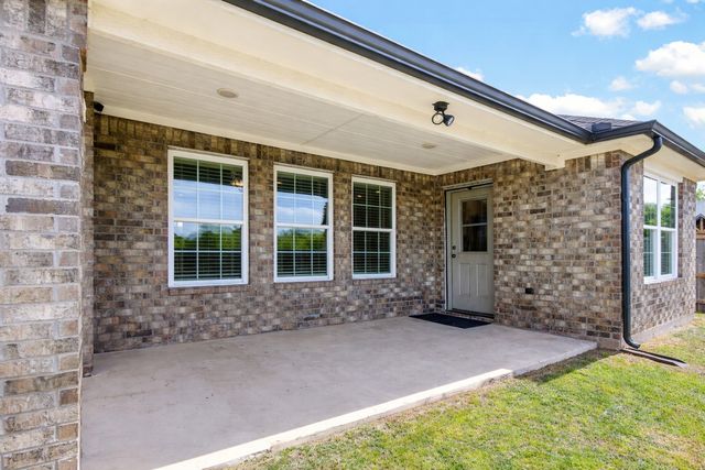 100 Midway Meadows, Pottsboro, TX 75076