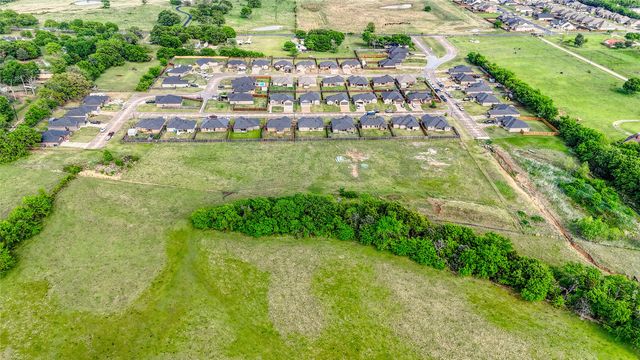 100 Midway Meadows, Pottsboro, TX 75076