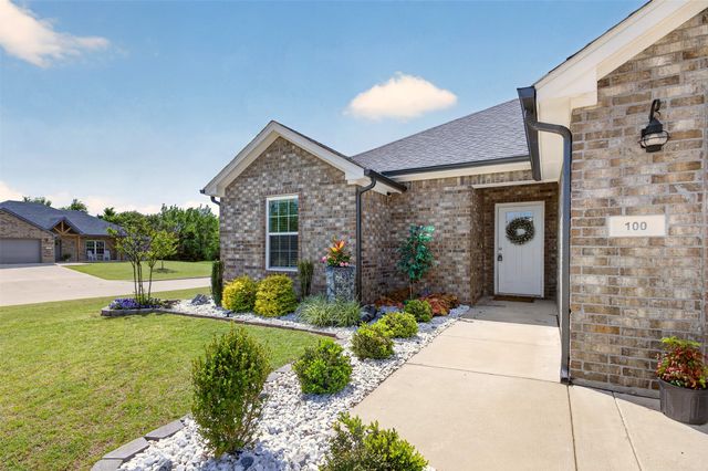 100 Midway Meadows, Pottsboro, TX 75076