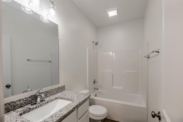 5765 E Bristol, Wichita, KS 67220