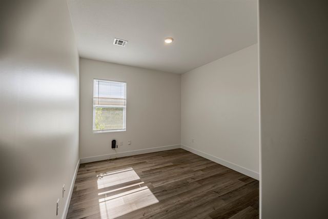 5765 E Bristol, Wichita, KS 67220
