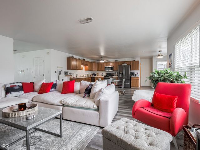 1844 Creekside Drive, Brownsburg, IN 46112