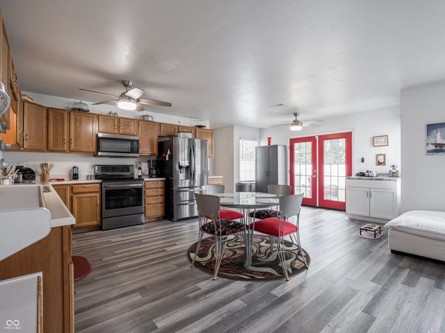 1844 Creekside Drive, Brownsburg, IN 46112