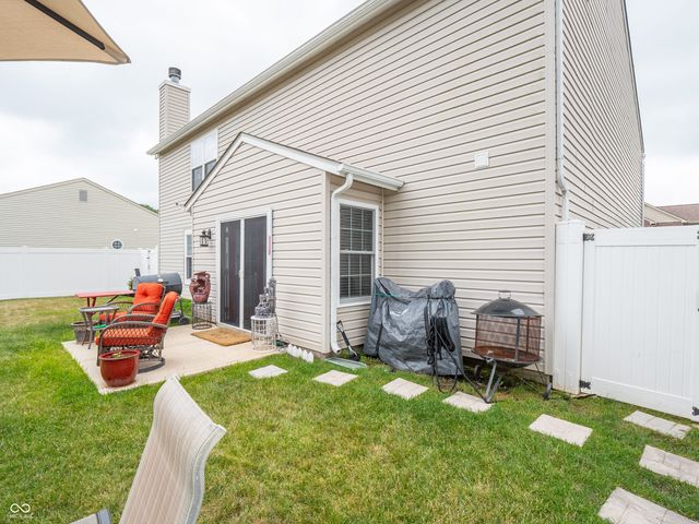 1844 Creekside Drive, Brownsburg, IN 46112