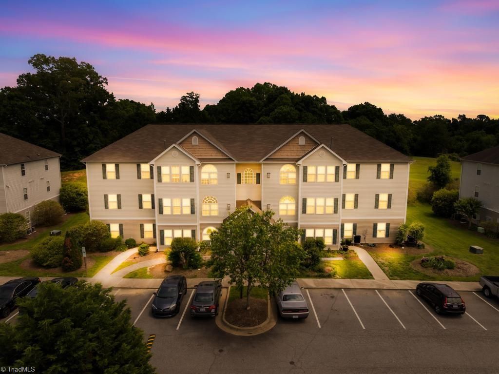 6112 Hedgecock Circle 3B, High Point, NC 27265