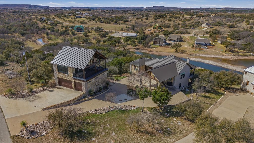 6161 W Hells Gate Drive, Possum Kingdom Lake, TX 76475