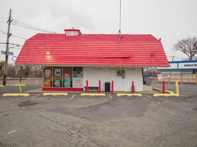 735 E Hazelwood Ave, Rahway City, NJ 07065