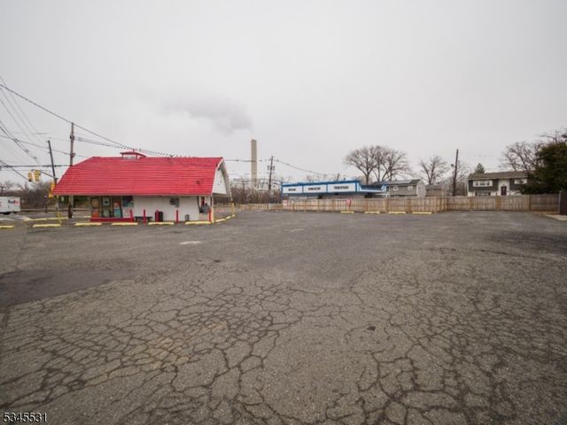 735 E Hazelwood Ave, Rahway City, NJ 07065