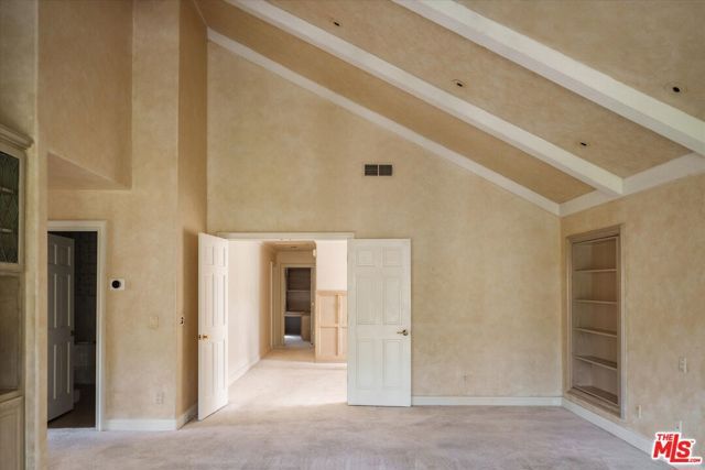 2573 Benedict Canyon Drive, Los Angeles, CA 90210