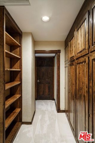 2573 Benedict Canyon Drive, Los Angeles, CA 90210
