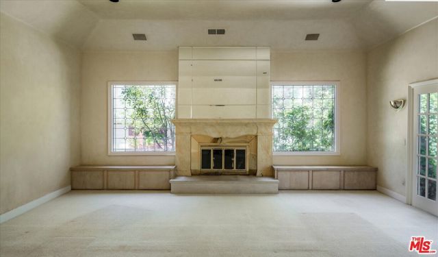 2573 Benedict Canyon Drive, Los Angeles, CA 90210