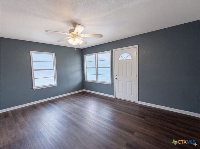 810 Attas Avenue, Killeen, TX 76541