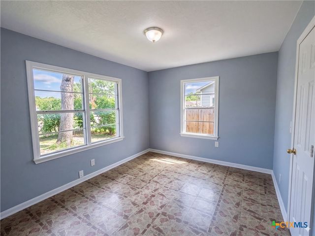 810 Attas Avenue, Killeen, TX 76541