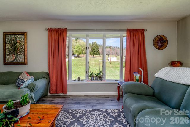 2456 Hendersonville Highway, Pisgah Forest, NC 28768