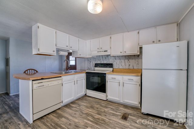 2456 Hendersonville Highway, Pisgah Forest, NC 28768