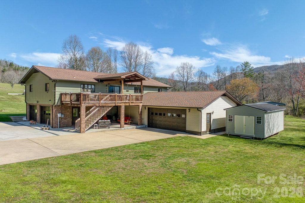2456 Hendersonville Highway, Pisgah Forest, NC 28768