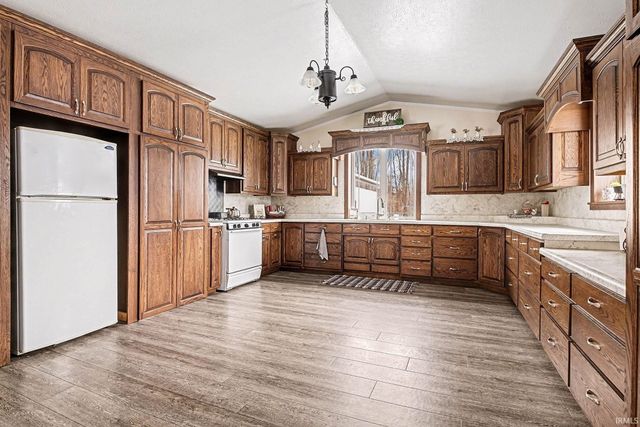 12225 County Road 4, Middlebury, IN 46540