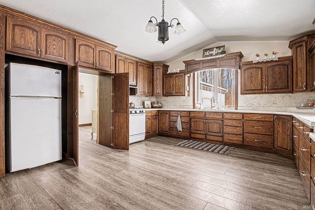 12225 County Road 4, Middlebury, IN 46540