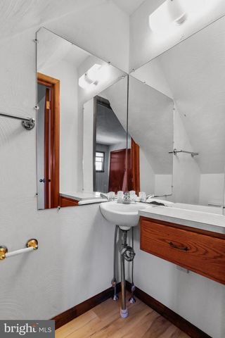 126 E YORK ST, Gettysburg, PA 17325