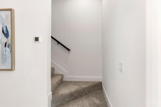 3725 Isabella Avenue, Cincinnati, OH 45209