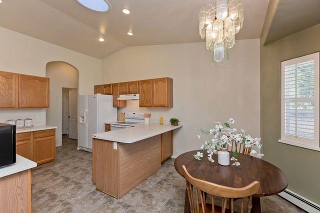 607 Quail Hollow Court, Grand Junction, CO 81504