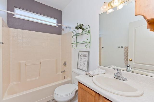 607 Quail Hollow Court, Grand Junction, CO 81504