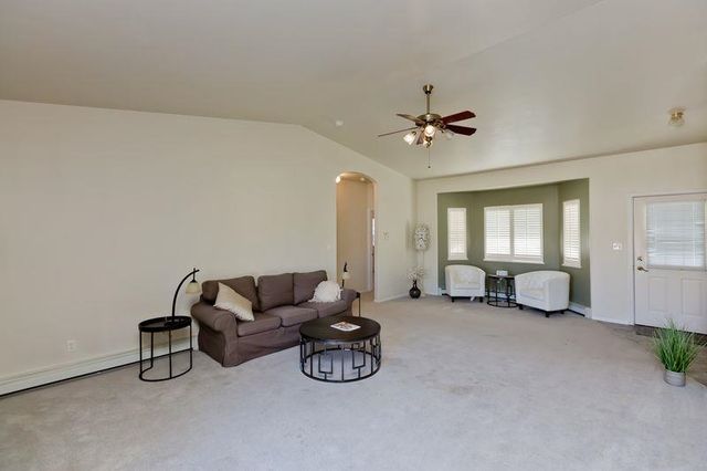 607 Quail Hollow Court, Grand Junction, CO 81504