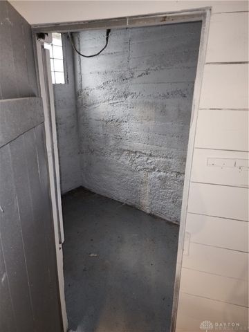 533 Kenwood Avenue, Dayton, OH 45406