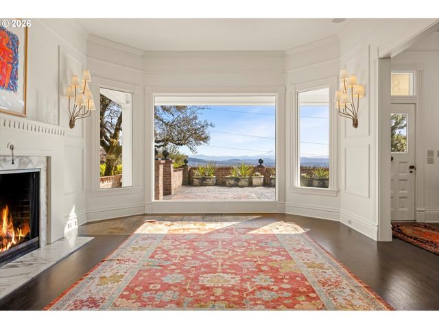 806 Sw DAVENPORT St, Portland, OR 97201