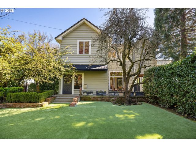 806 Sw DAVENPORT St, Portland, OR 97201