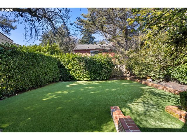 806 Sw DAVENPORT St, Portland, OR 97201