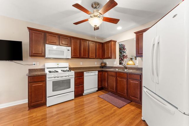 7035 Tompkins Court, Griffith, IN 46319