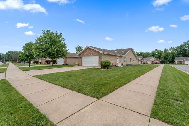 7035 Tompkins Court, Griffith, IN 46319