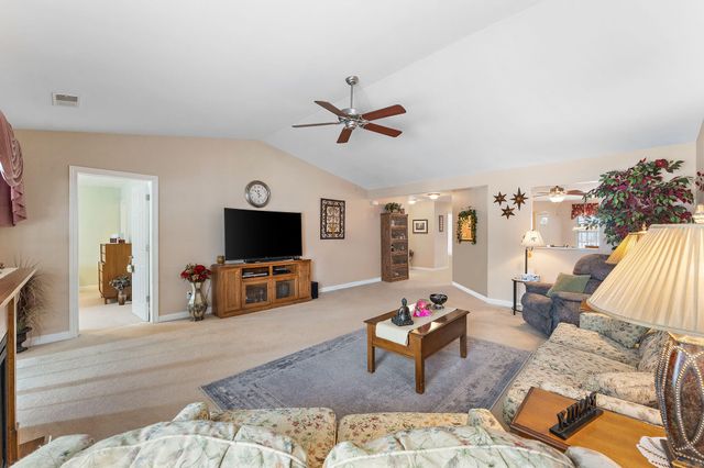 7035 Tompkins Court, Griffith, IN 46319