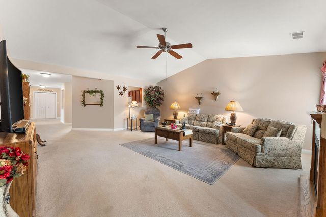 7035 Tompkins Court, Griffith, IN 46319