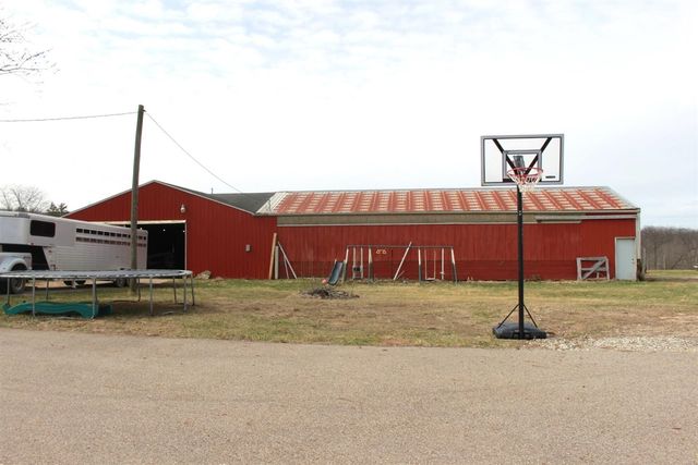 12409 Bellevue Road, Battle Creek, MI 49014