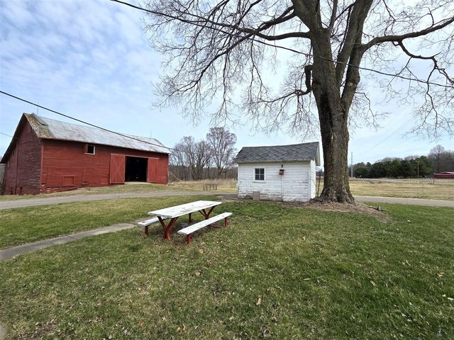 12409 Bellevue Road, Battle Creek, MI 49014