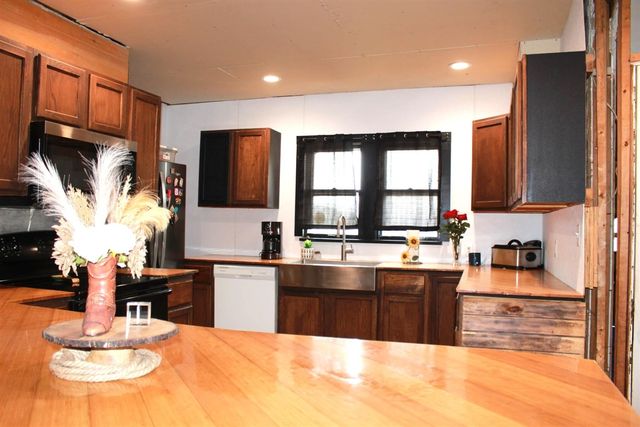 12409 Bellevue Road, Battle Creek, MI 49014