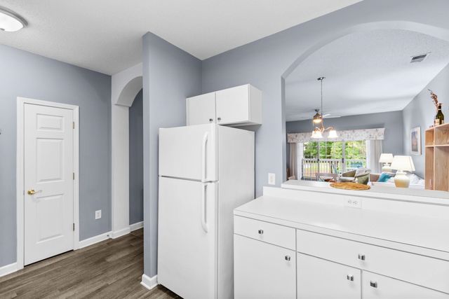 5825 Catalina Dr Unit 522, North Myrtle Beach, SC 29582