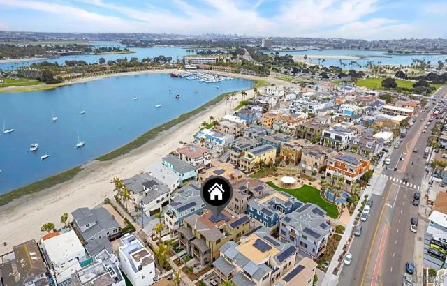 819 Kennebeck Ct, San Diego, CA 92109