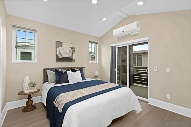 819 Kennebeck Ct, San Diego, CA 92109