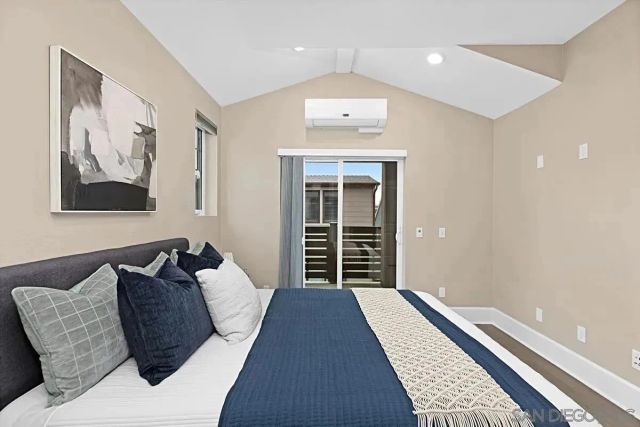 819 Kennebeck Ct, San Diego, CA 92109