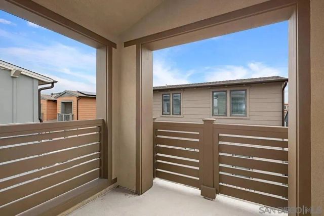 819 Kennebeck Ct, San Diego, CA 92109