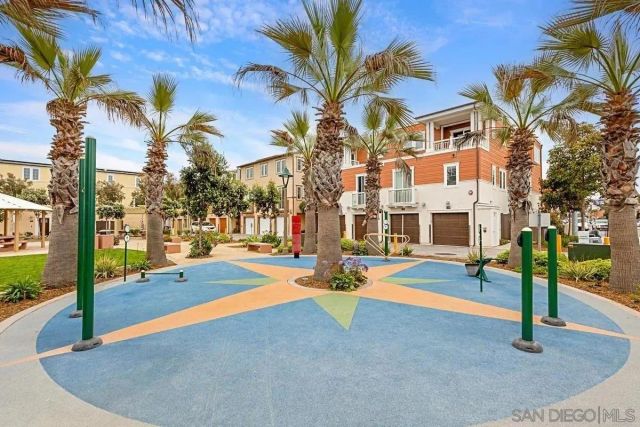 819 Kennebeck Ct, San Diego, CA 92109