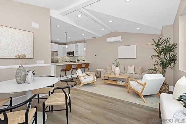 819 Kennebeck Ct, San Diego, CA 92109