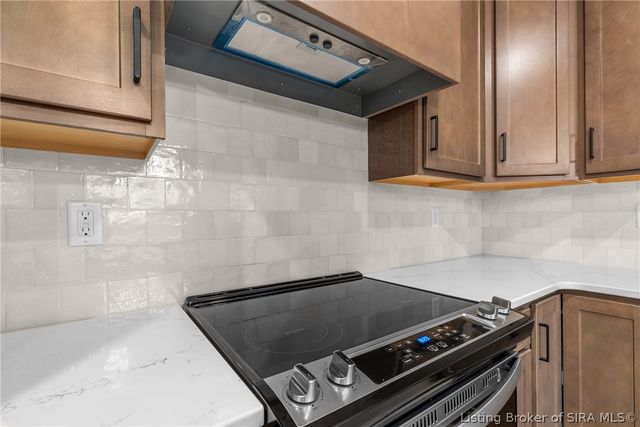 4657 Red Tail Ridge 240, Jeffersonville, IN 47130