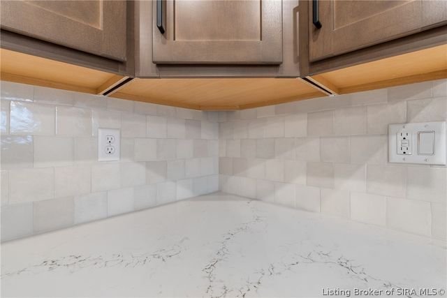 4657 Red Tail Ridge 240, Jeffersonville, IN 47130