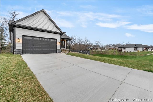 4657 Red Tail Ridge 240, Jeffersonville, IN 47130