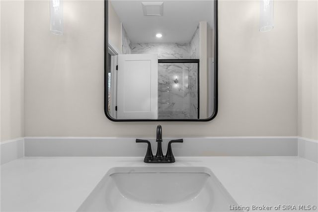 4657 Red Tail Ridge 240, Jeffersonville, IN 47130