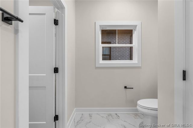 4657 Red Tail Ridge 240, Jeffersonville, IN 47130